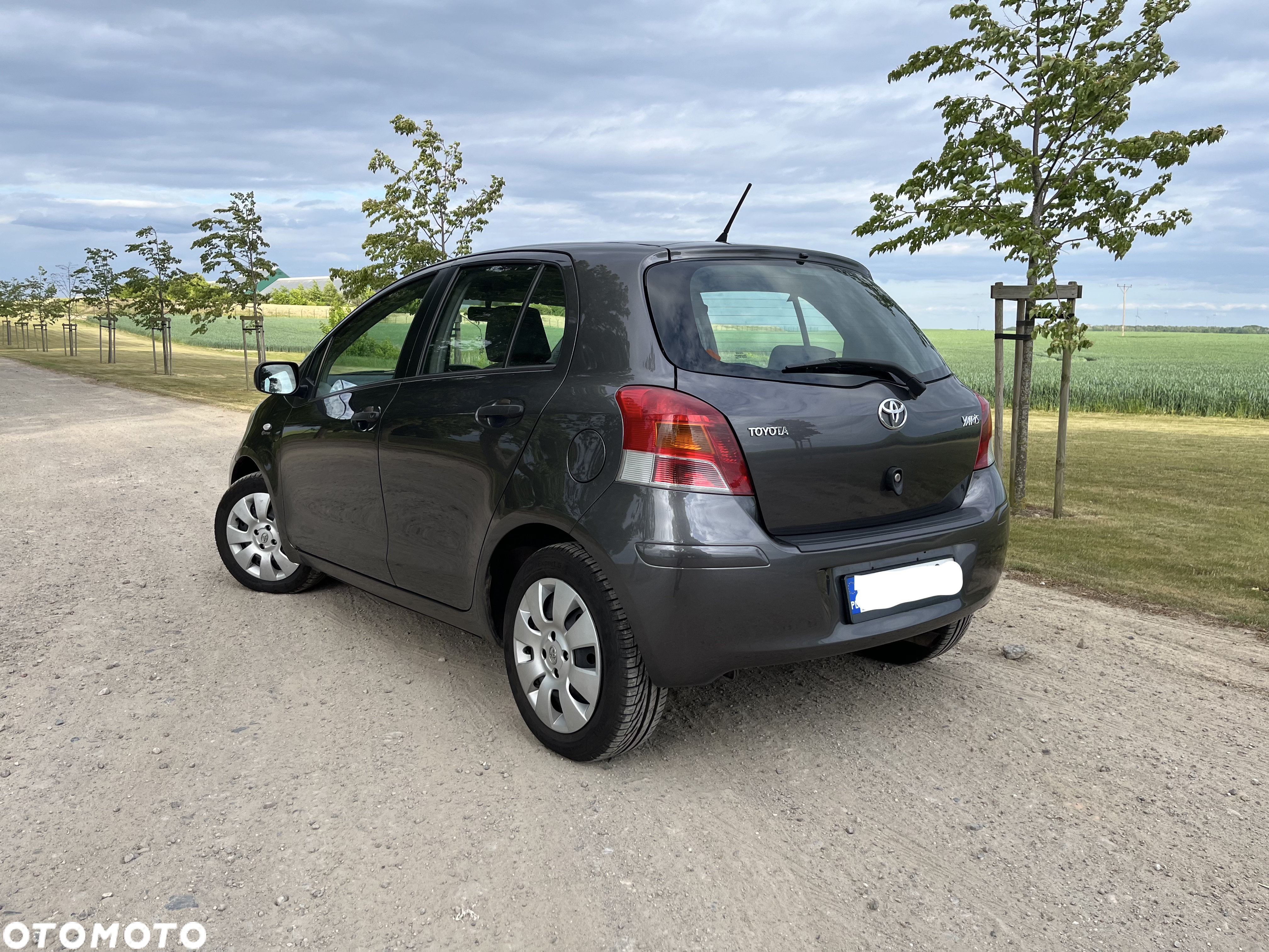 Toyota Yaris 1.33 Luna - 2