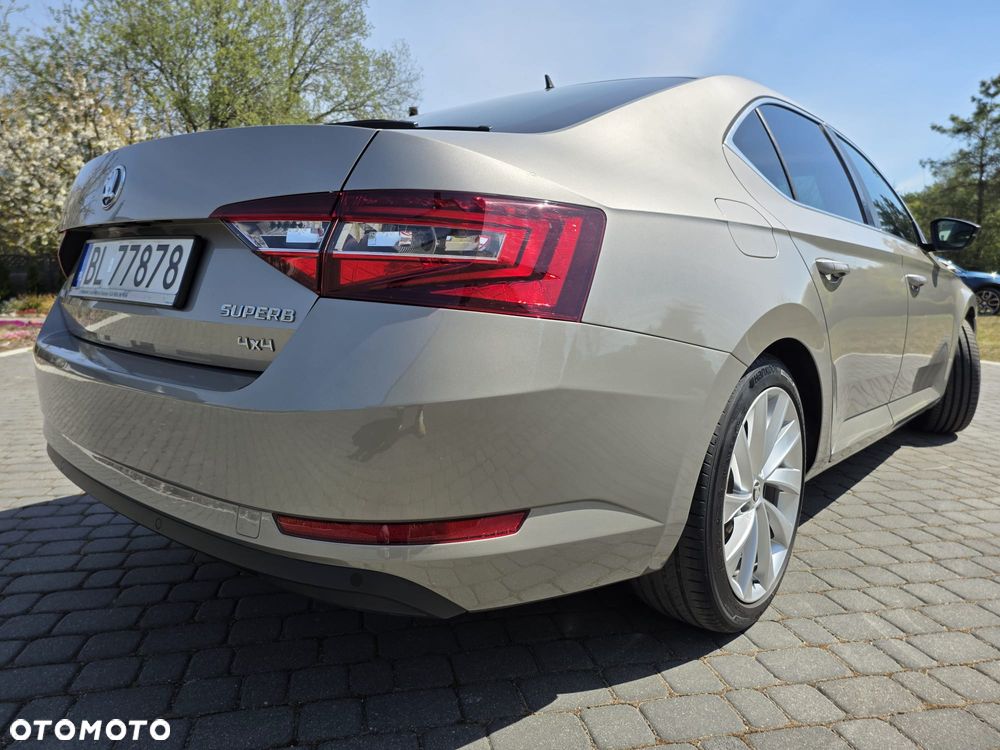 Skoda Superb 2.0 TDI 4x4 Style DSG - 4