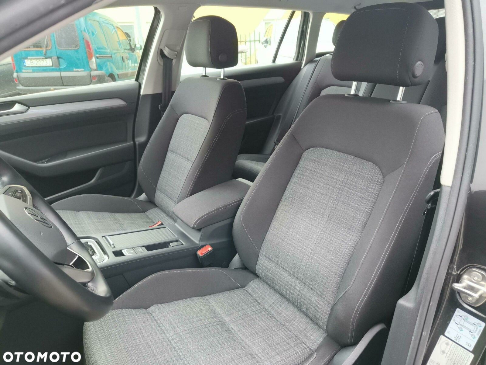 Volkswagen Passat 2.0 TDI EVO Business DSG - 11
