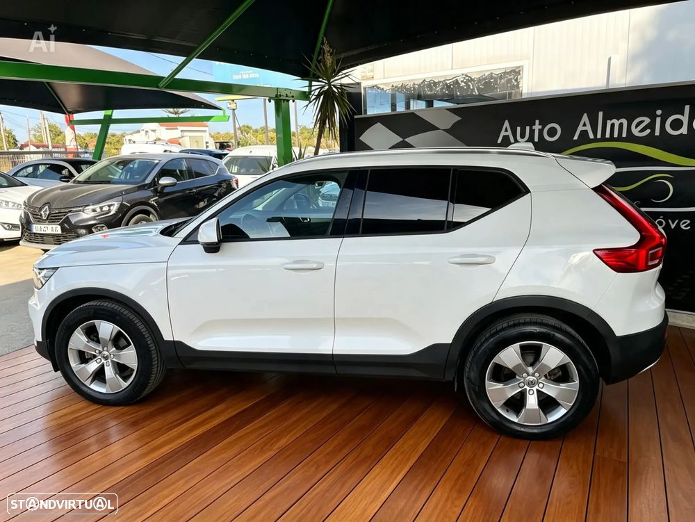 Volvo XC 40 2.0 D3 Momentum Geartronic - 5