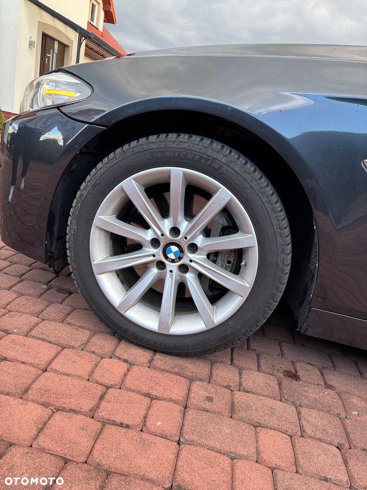 BMW Seria 5 535i xDrive Sport-Aut Luxury Line - 9