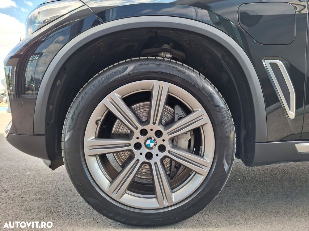 BMW X5 xDrive45e - 28