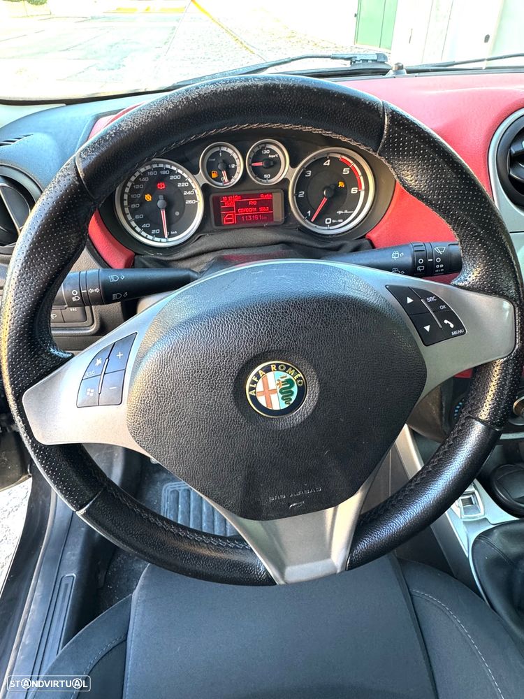 Alfa Romeo MiTo 1.3 JTD Distinctive S&S - 42