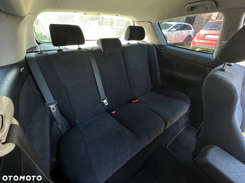 Toyota Corolla 1.6 VVT-i Sol - 13