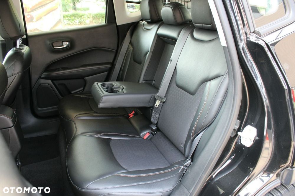Jeep Compass 1.4 TMair Longitude FWD S&S - 13