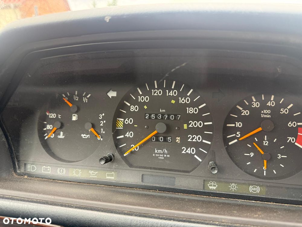 Mercedes-Benz W124 (1984-1993) - 8