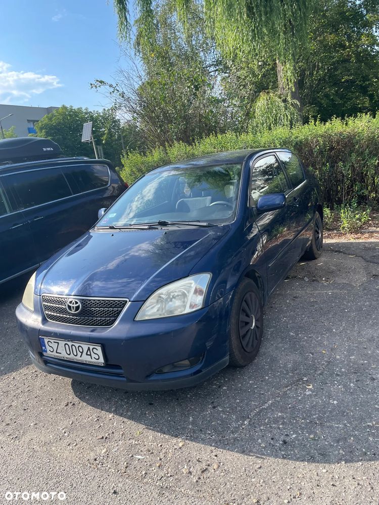 Toyota Corolla - 1