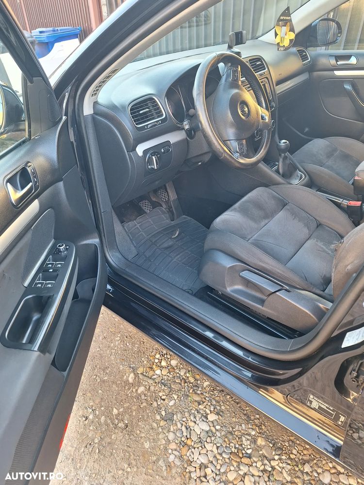 Volkswagen Golf 1.6 TDI BlueMotion Technology DPF Comfortline - 4