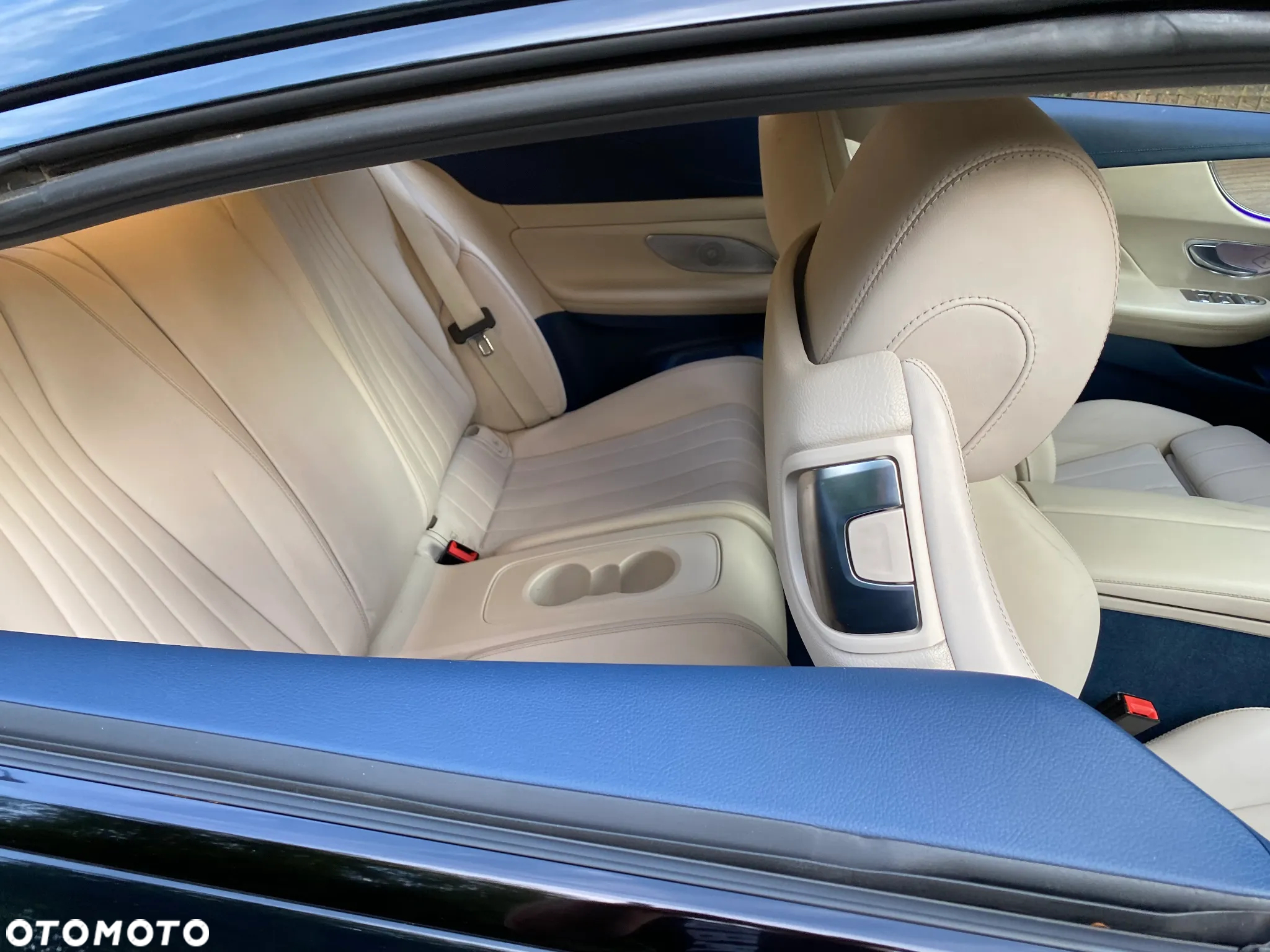 Mercedes-Benz Klasa E 350 Coupe 9G-TRONIC AMG Line - 17