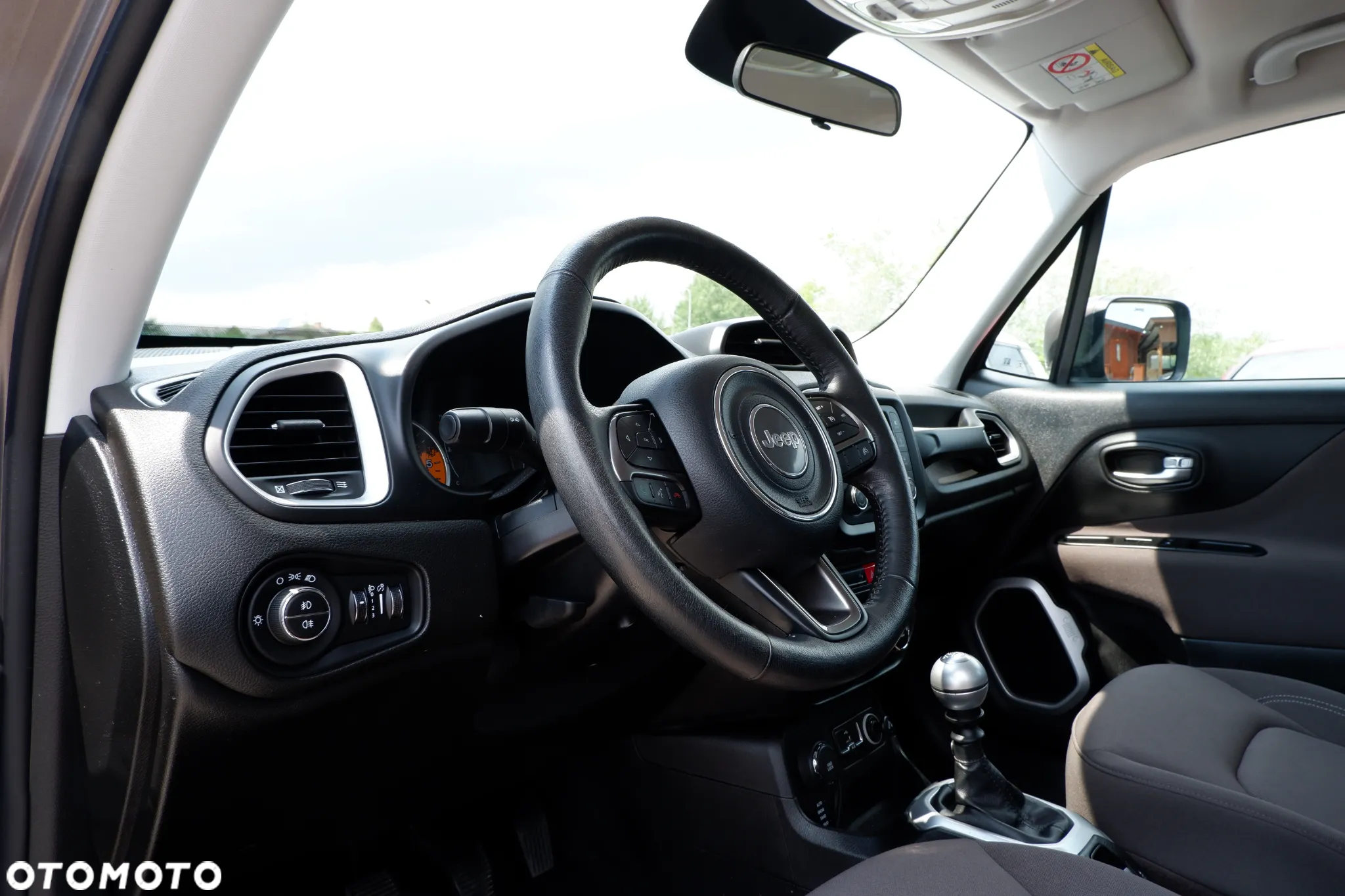 Jeep Renegade 2.0 MultiJet Longitude 4WD S&S - 24