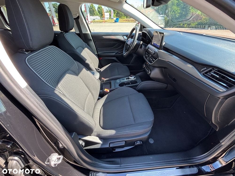 Ford Focus 1.5 EcoBlue Active Business - 31