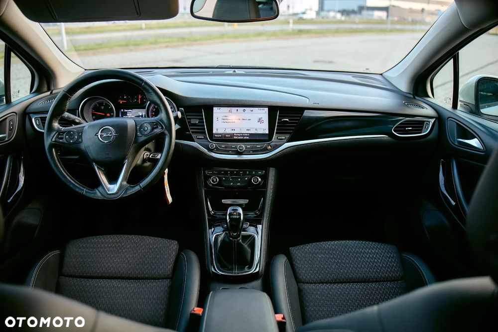 Opel Astra 1.6 D (CDTI) Start/Stop Innovation - 19