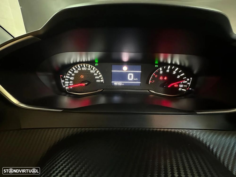 Peugeot 208 1.2 PureTech Active Pack - 8