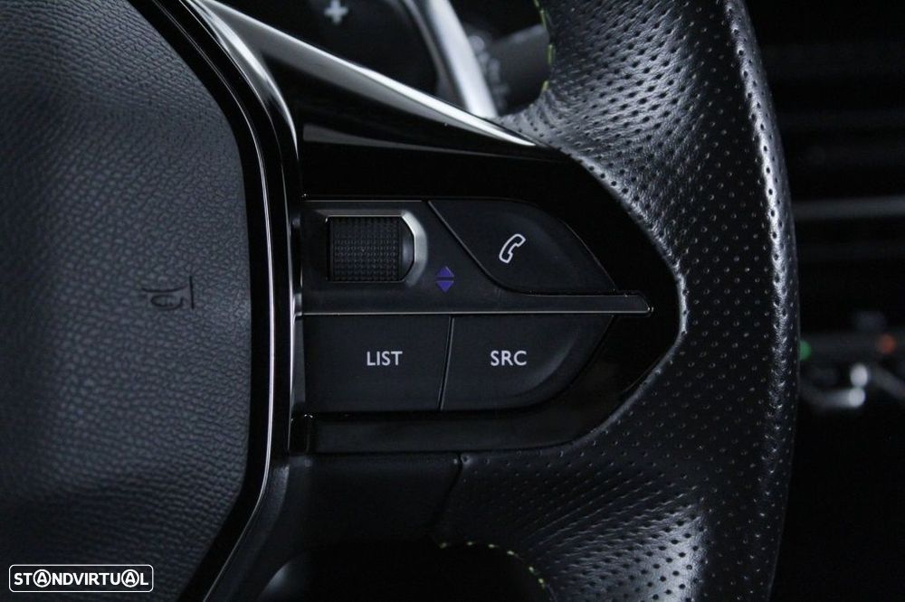 Peugeot 2008 1.5 BlueHDi GT Line EAT8 - 24