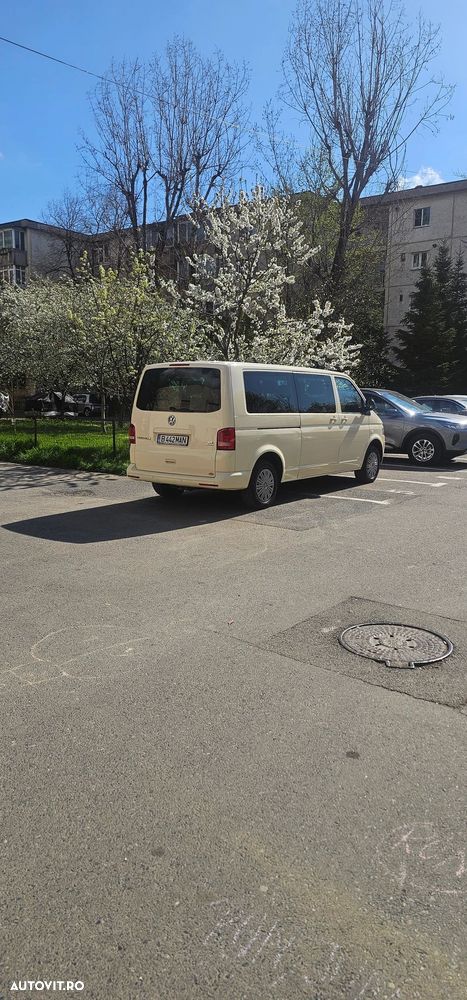 Volkswagen Caravelle - 2