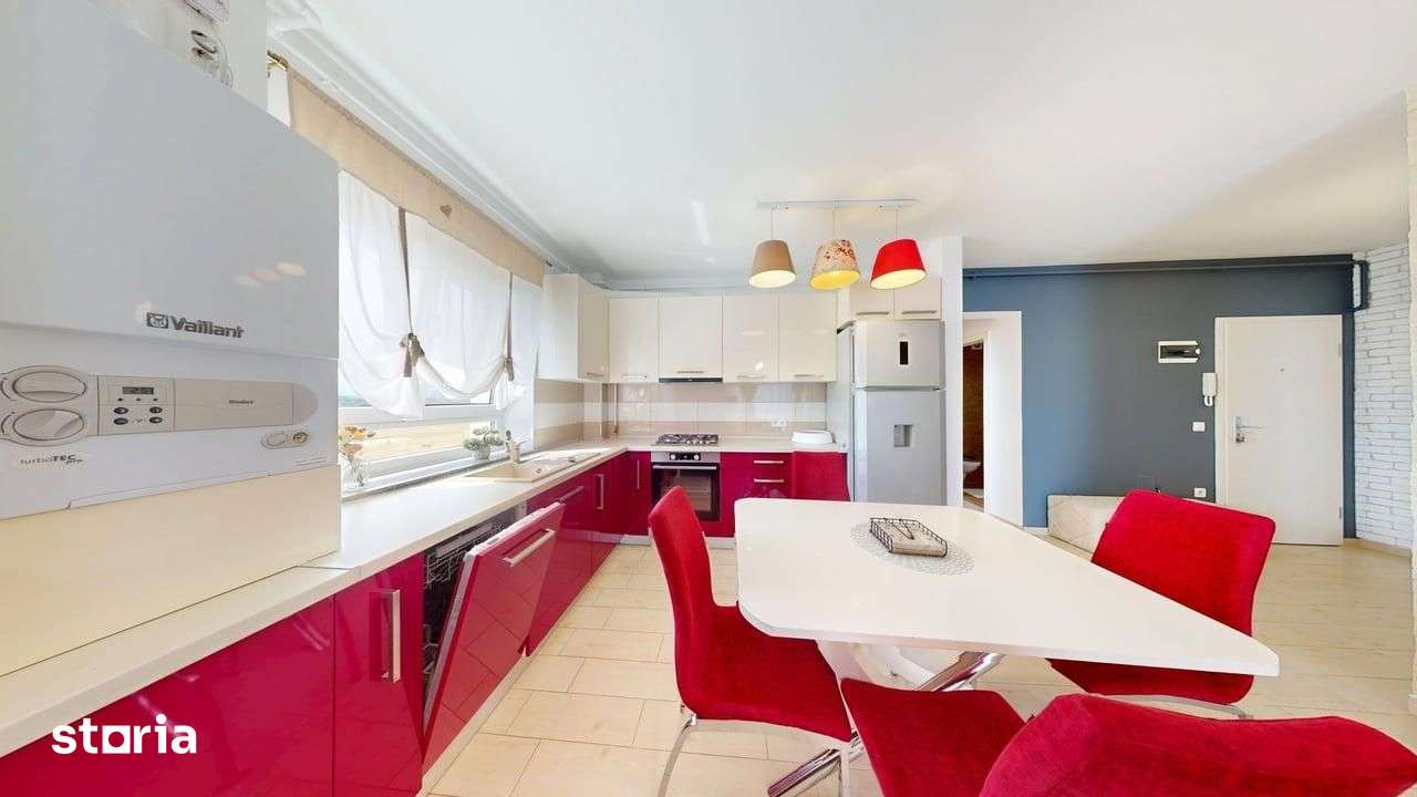 Apartament de vanzare cu 3 camere, 2 bai, balcon, parcare — fotografia 1