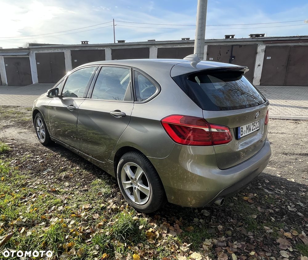 BMW Seria 2 218i Active Tourer - 6