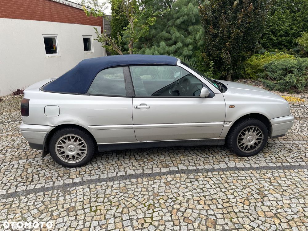 Volkswagen Golf 1.8 CL - 3
