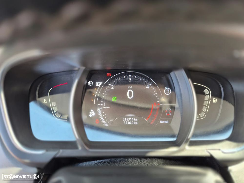 Renault Grand Scénic - 11