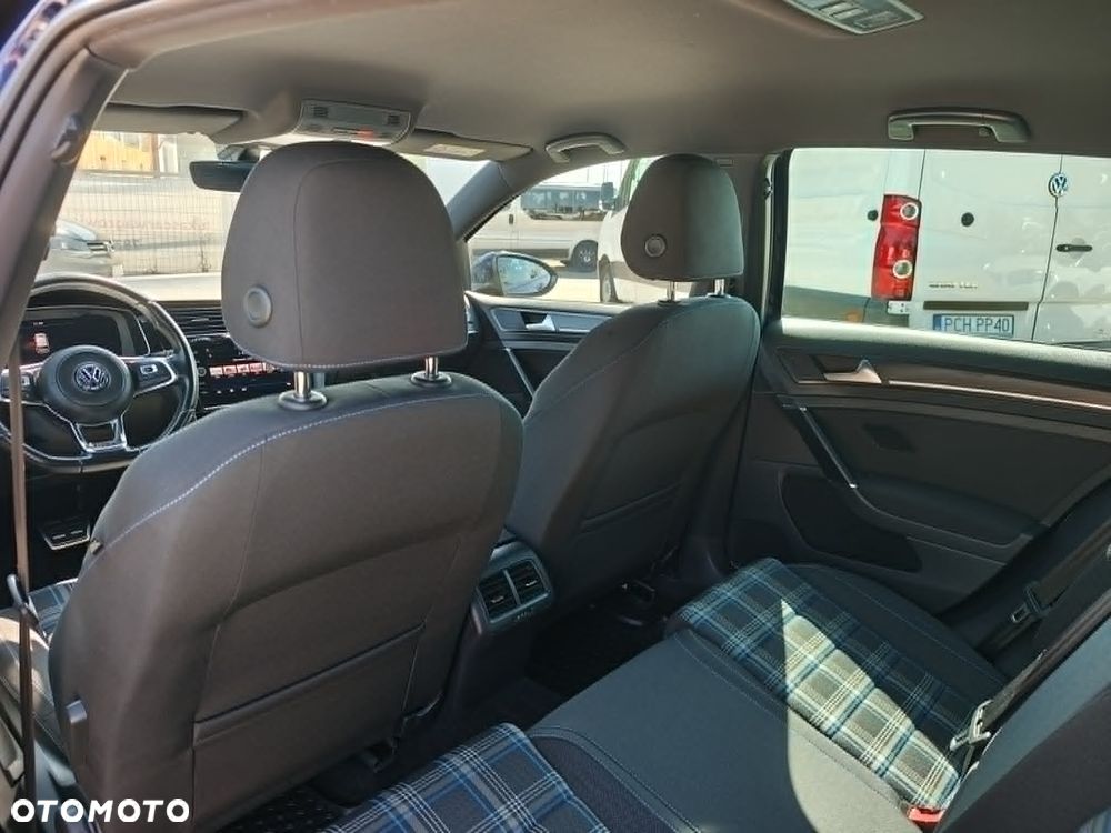 Volkswagen Golf 1.4 TSI Plug-In-Hybrid GTE - 22