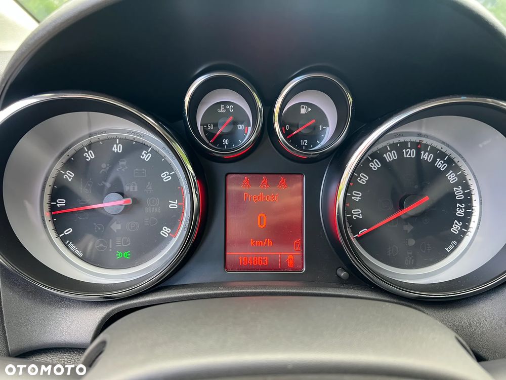 Opel Astra 1.6 Turbo Sport - 19