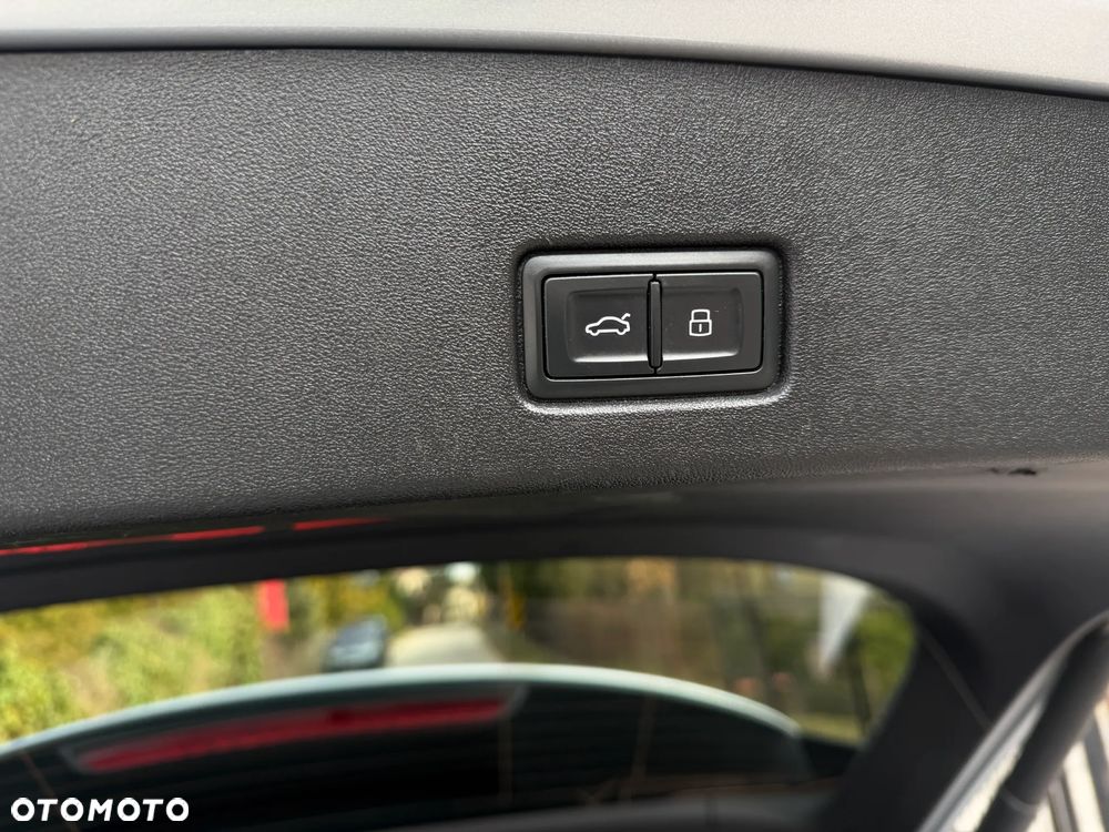 Audi Q4 e-tron 40 77kWh Advanced - 36