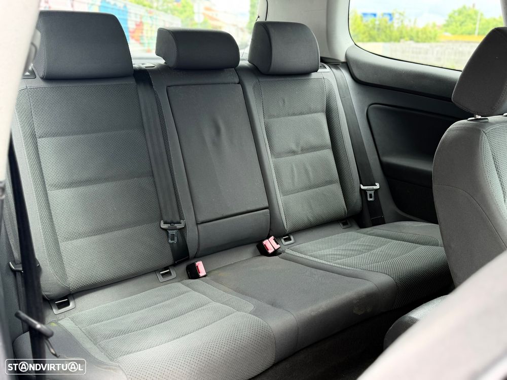 VW Golf 1.4i Trendline AC - 9