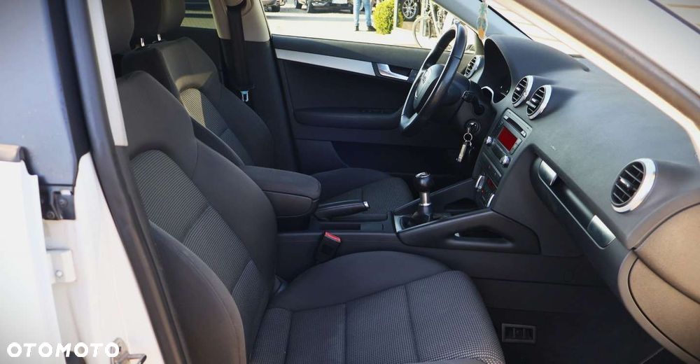 Audi A3 Sportback - 17