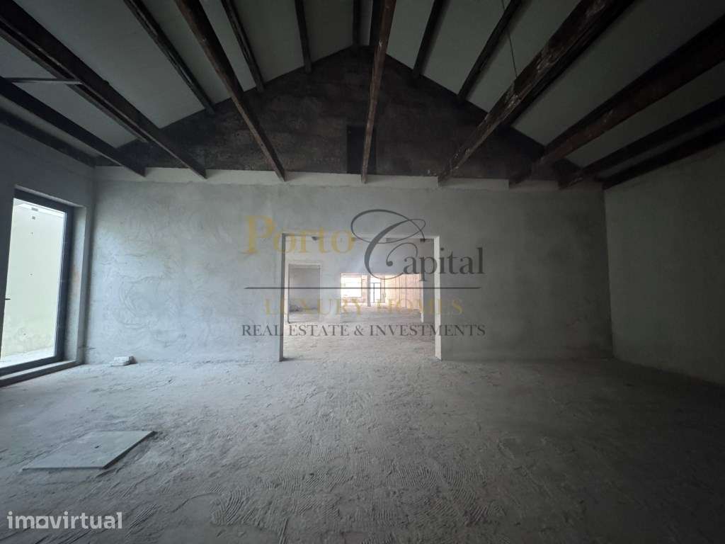 Espaço Comercial de Grande Dimensão cerca de 380 m² em Matosinhos - Grande imagem: 2/22