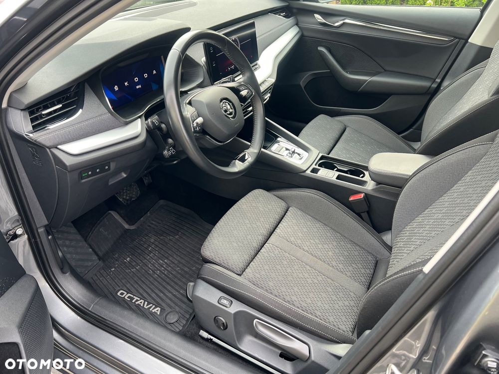 Skoda Octavia 2.0 TDI Style DSG - 19