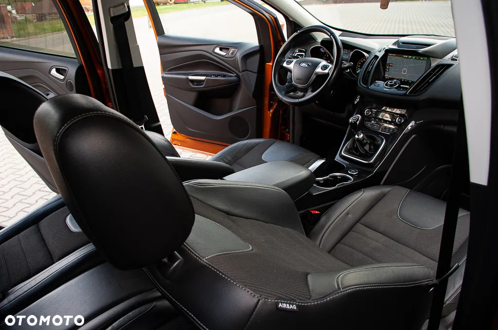 Ford Kuga 1.5 EcoBoost 2x4 Individual - 25