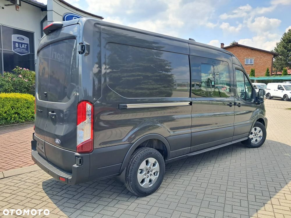 Ford Transit - 12