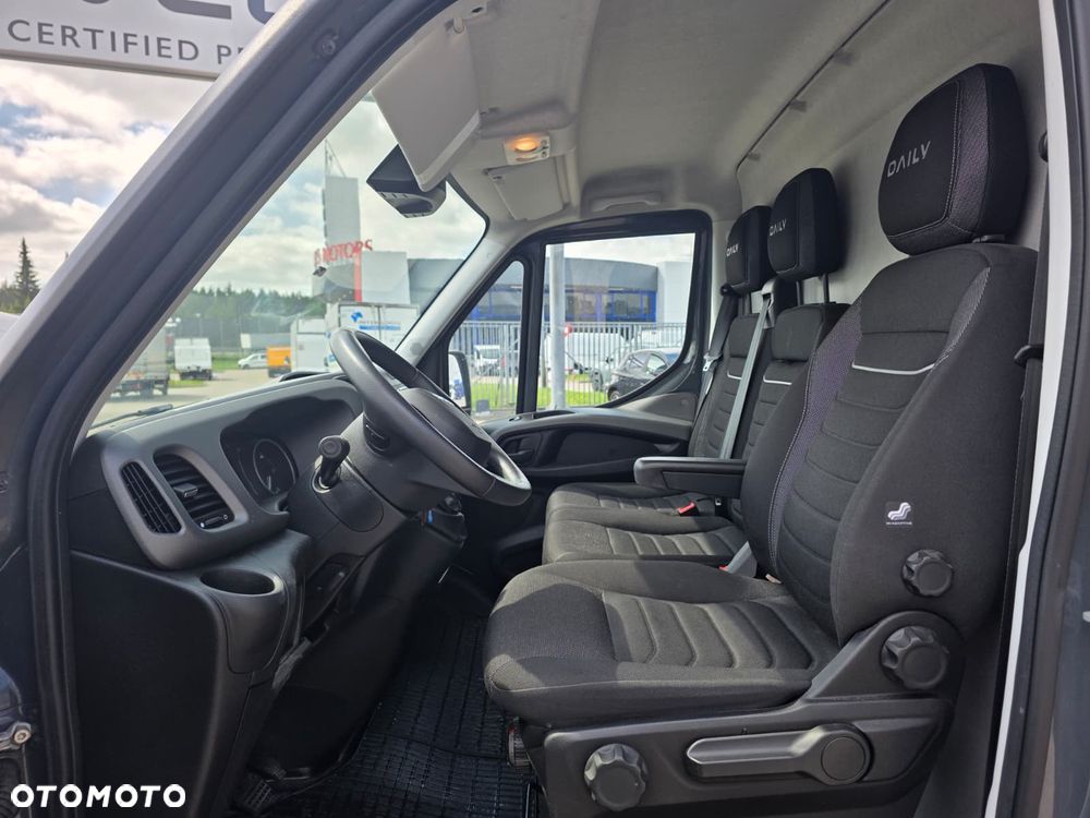 Iveco 35S18A8 Maxi Automat Ledy Tempomat  Krajowy 3l 180KM Hak ! Jak Nowy !!! - 14