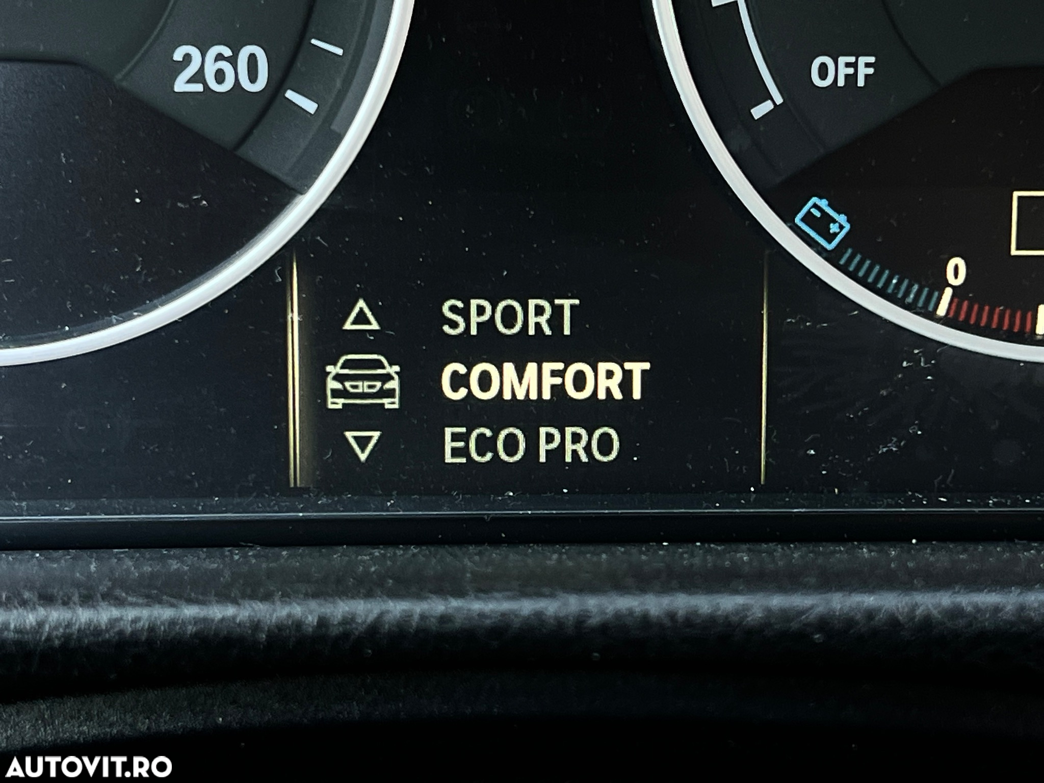 BMW Seria 3 318d Touring Aut. Advantage - 32