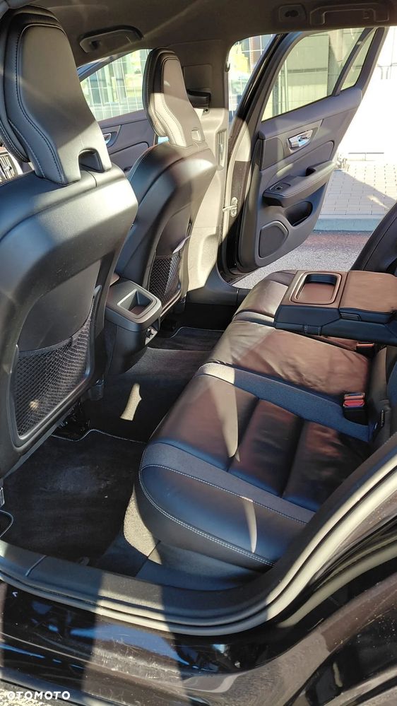 Volvo V60 T5 Geartronic R-Design - 10