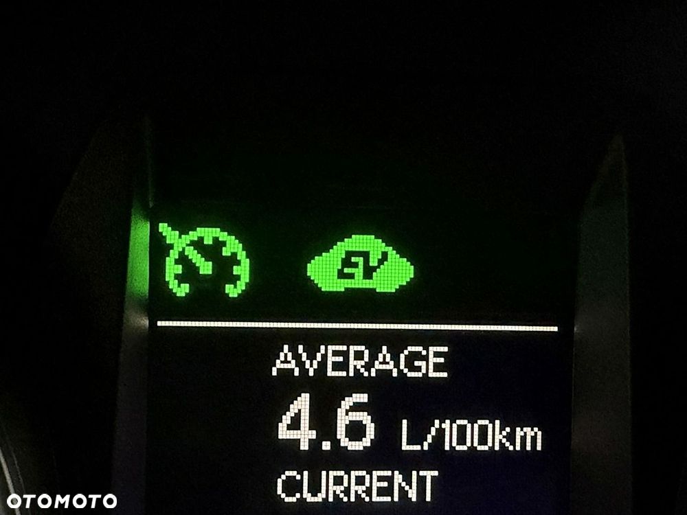 Toyota Auris - 30