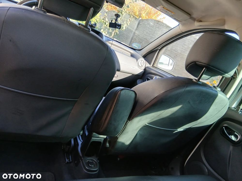 Dacia Duster 2014 photo 5