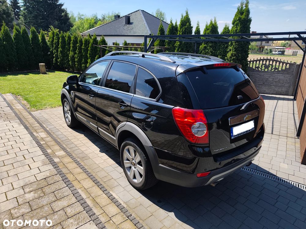Chevrolet Captiva 2.0 d LT medium - 2