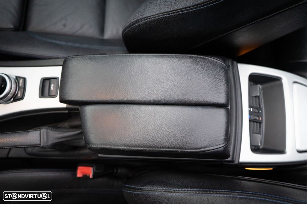 BMW 320 d Cabrio Auto - 33