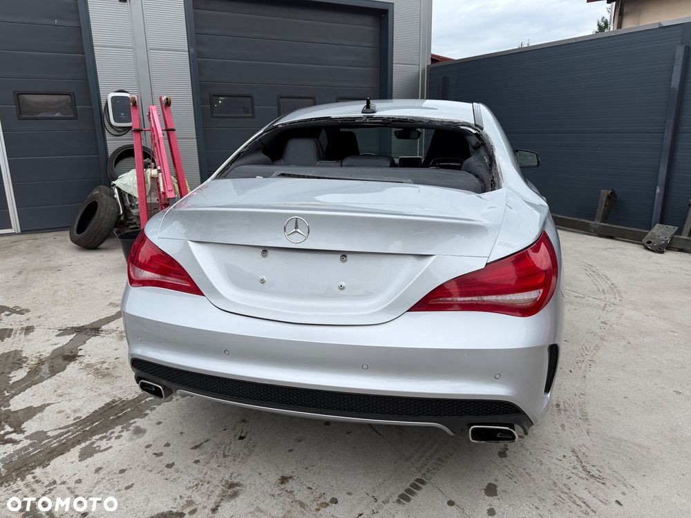 Mercedes-Benz CLA 220 CDI 7G-DCT AMG Line - 15