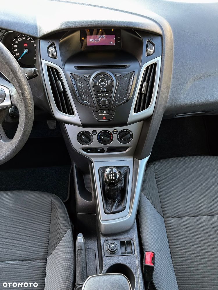 Ford Focus 1.6 Trend Sport - 11