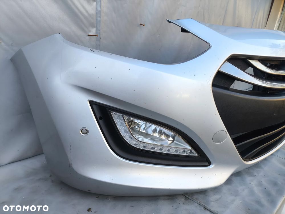 HYUNDAI I30 II 11-17r ZDERZAK PRZEDNI PRZÓD LED PDC - 3