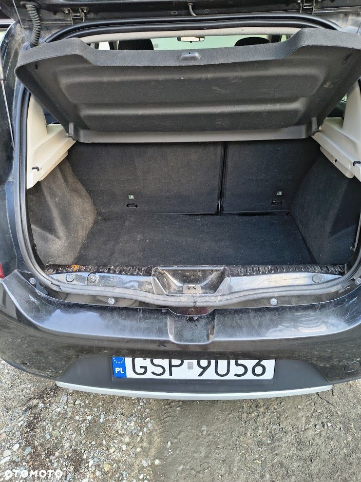 Dacia Sandero 0.9 TCe Laureate - 8