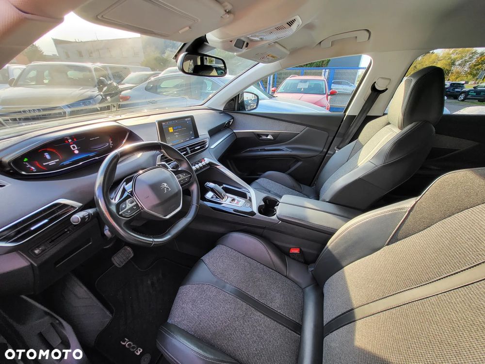 Peugeot 3008 1.5 BlueHDi Allure S&S EAT8 - 10
