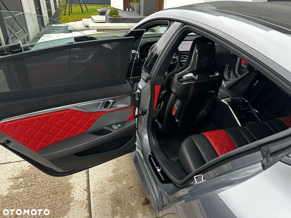 BMW M8 - 25