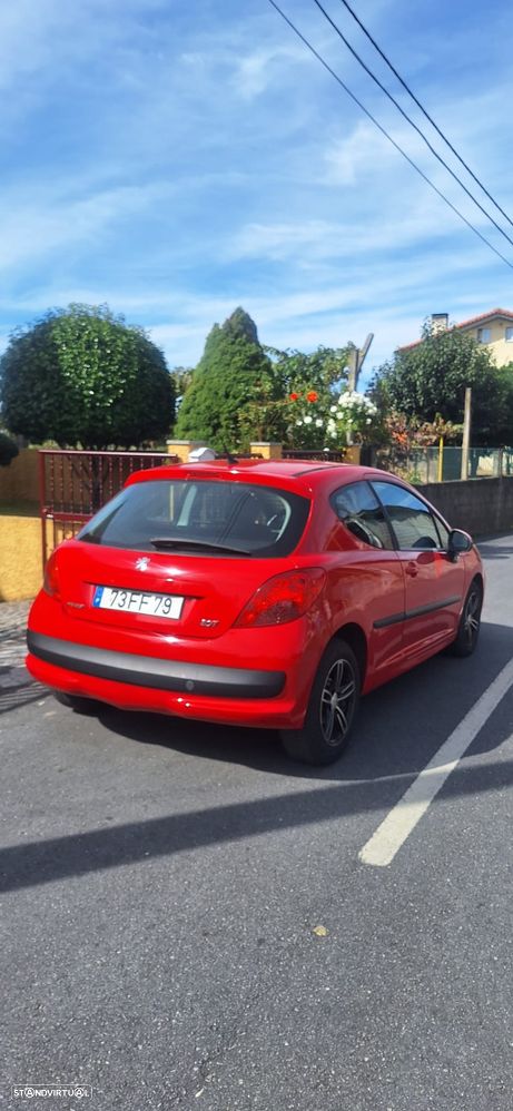 Peugeot 207 - 11