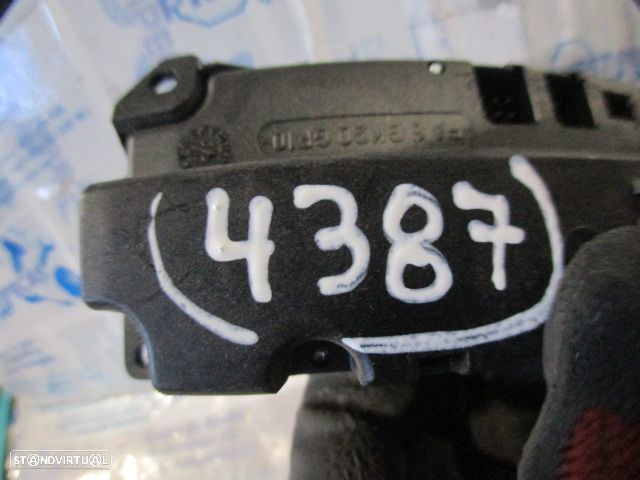 Interruptor 2038214658 MERCEDES W203 2000 C220CDI 143CV 4P PRETO 4 PISCAS Danificado - 5