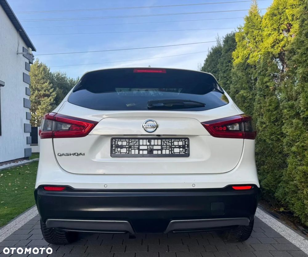 Nissan Qashqai 1.3 DIG-T TEKNA - 13