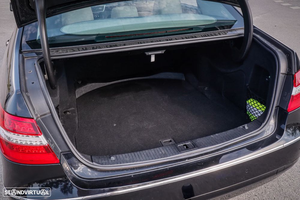 Mercedes-Benz E 250 CDI Avantgarde BlueEfficiency Auto. - 13
