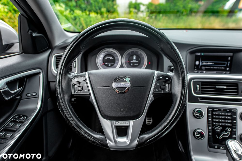 Volvo V60 T3 Geartronic Powershift RDesign - 15